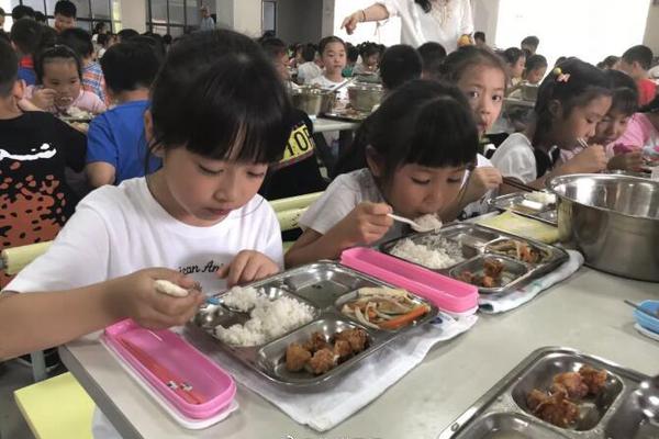 球员们为何跑动不积极？滕哈格：我也不断问自己这些问题